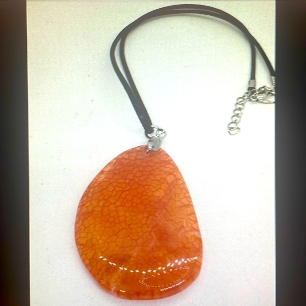 Dragon Vein Agate Pendants